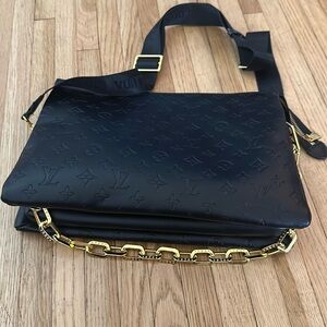 Black crossbody